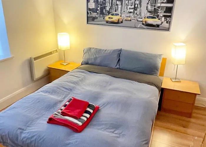 1 Bedroom Apartment In Temple Bar